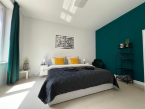 3 Bedroom, 160 qm, Balcony, Center